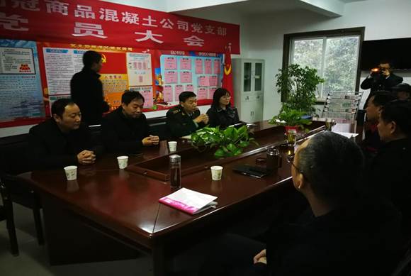 銅官區(qū)區(qū)委常委、人武部到商品混凝土公司開展專項督導工作